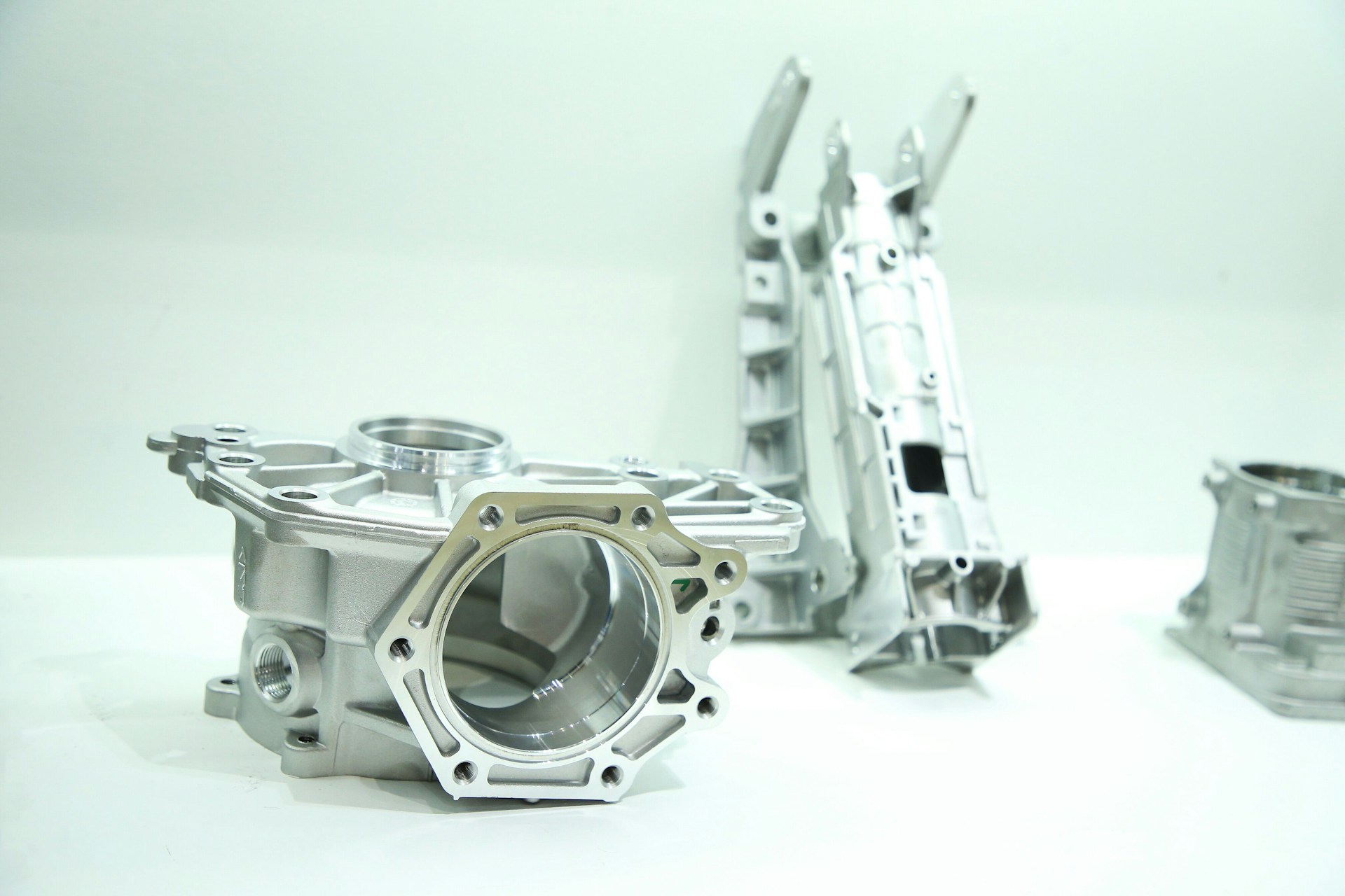 Diecasting mould d60xwiqu ja unsplash